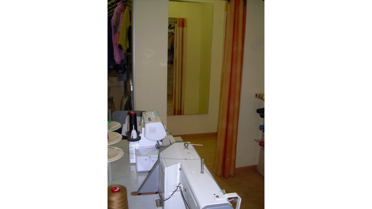 Loja para Trespasse em Almada, Cova da Piedade, Pragal e Cacilhas Foto 2