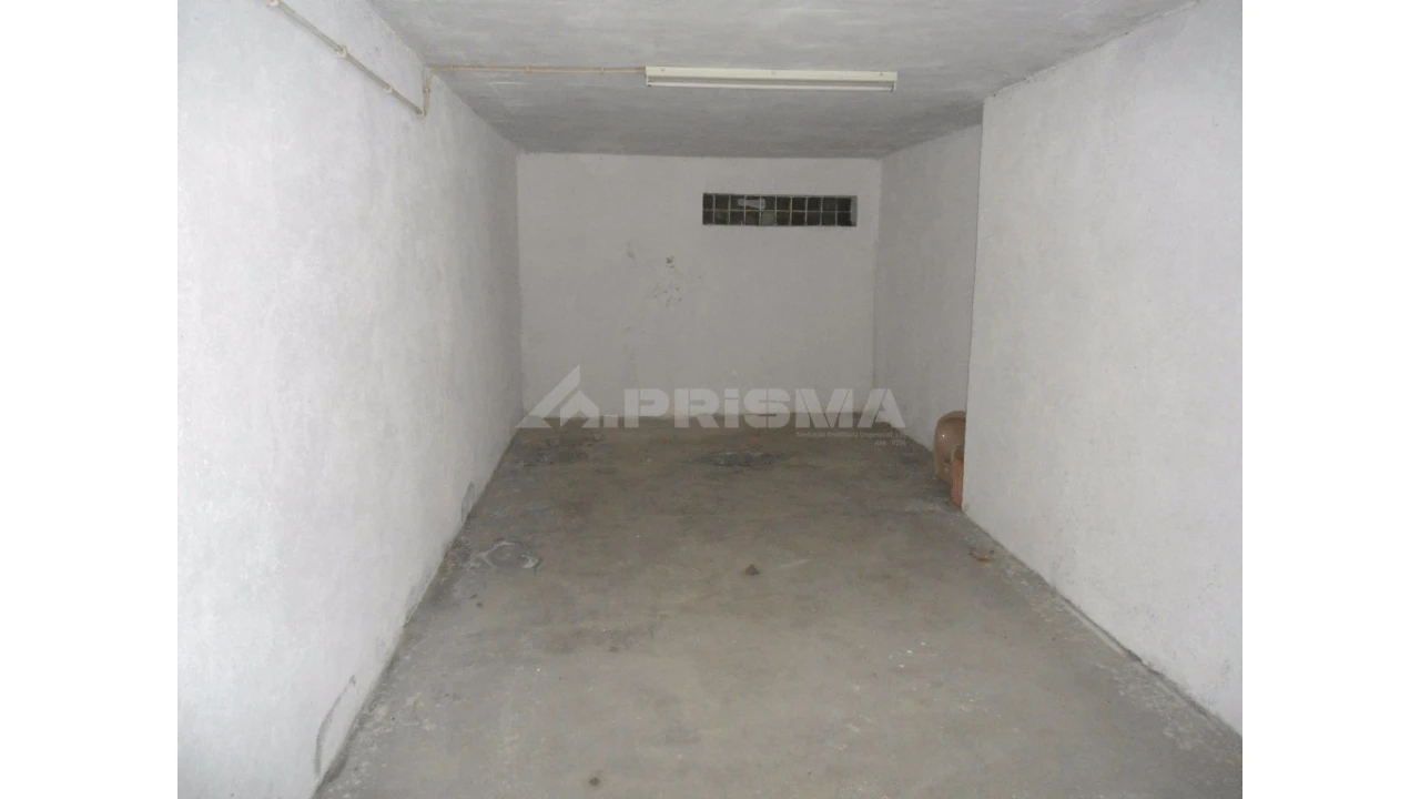 Garagem para Venda em Castelo Branco Foto 1