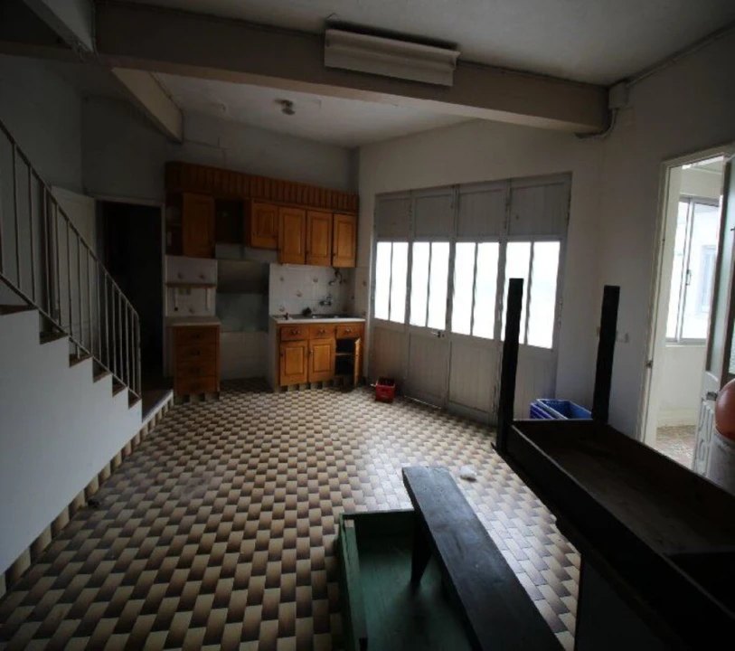 Moradia T4 para Venda em Rabo de Peixe Foto 3