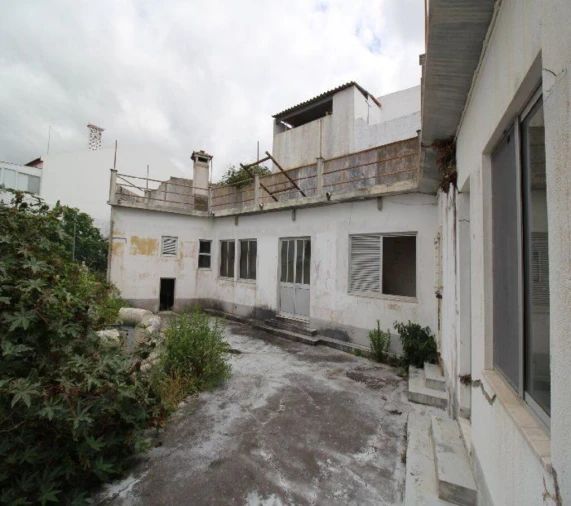 Moradia T4 para Venda em Rabo de Peixe Foto 24