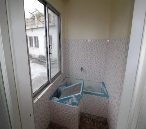 Moradia T4 para Venda em Rabo de Peixe Foto 23