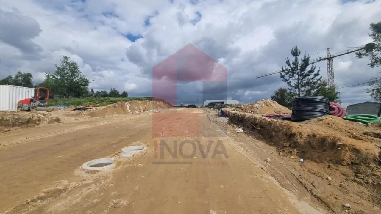 Terreno para Venda em Loureira Foto 11