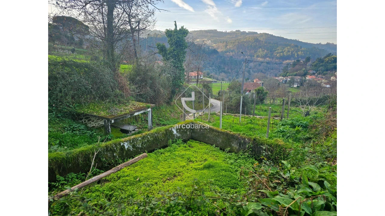Terreno para Venda em Crasto, Ruivos e Grovelas Foto 11
