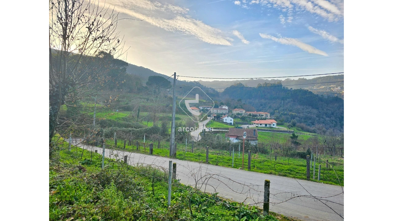 Terreno para Venda em Crasto, Ruivos e Grovelas Foto 7