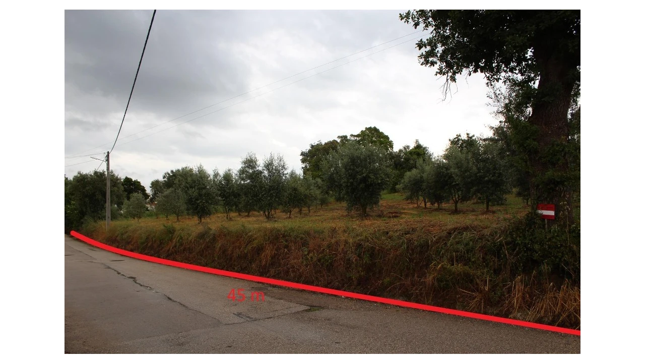 Terreno para Venda em Anobra Foto 4
