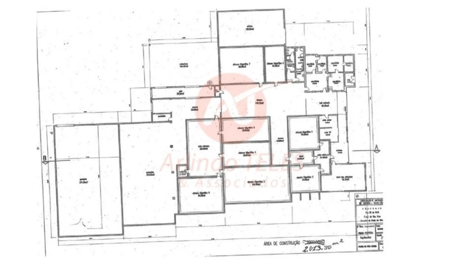 Armazém para Venda em Praia da Vitoria (Santa Cruz) Foto 77