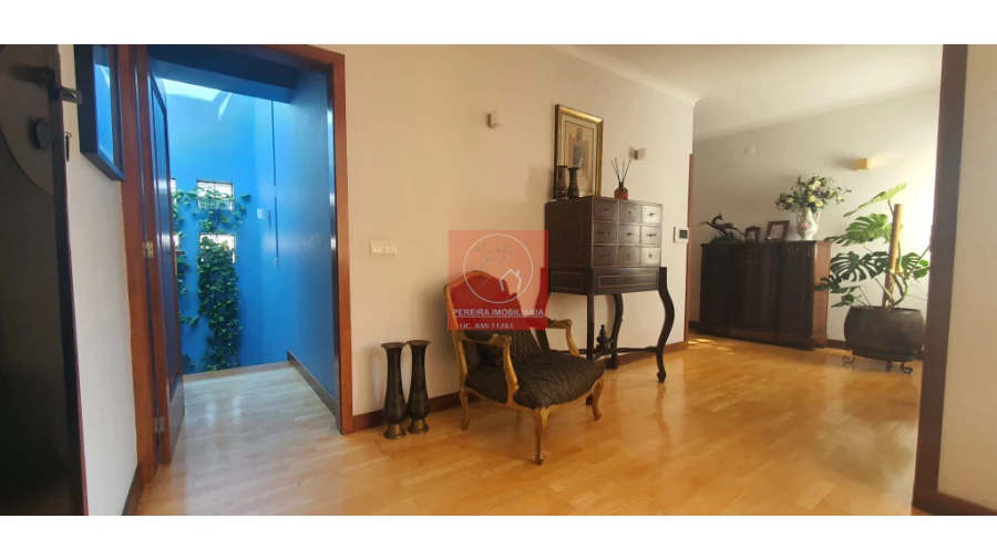 Moradia T5 para Venda em Arcozelo Foto 22