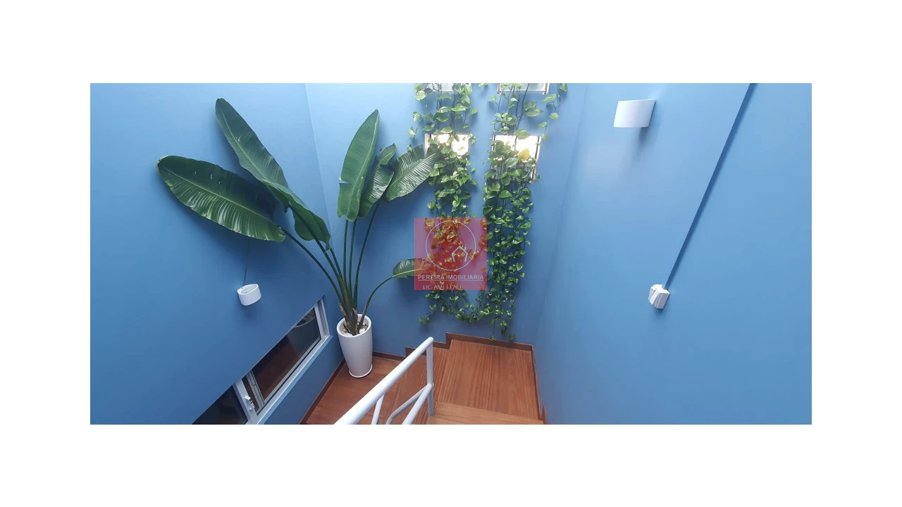 Moradia T5 para Venda em Arcozelo Foto 5