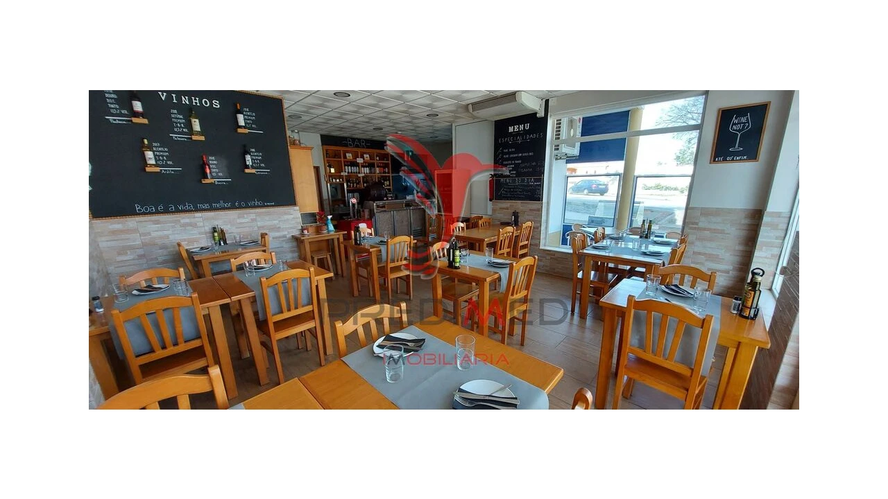 Loja para Venda em Bensafrim e Barão de São João Foto 6