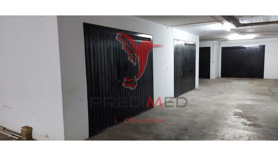 Loja para Venda em Bensafrim e Barão de São João Foto 20