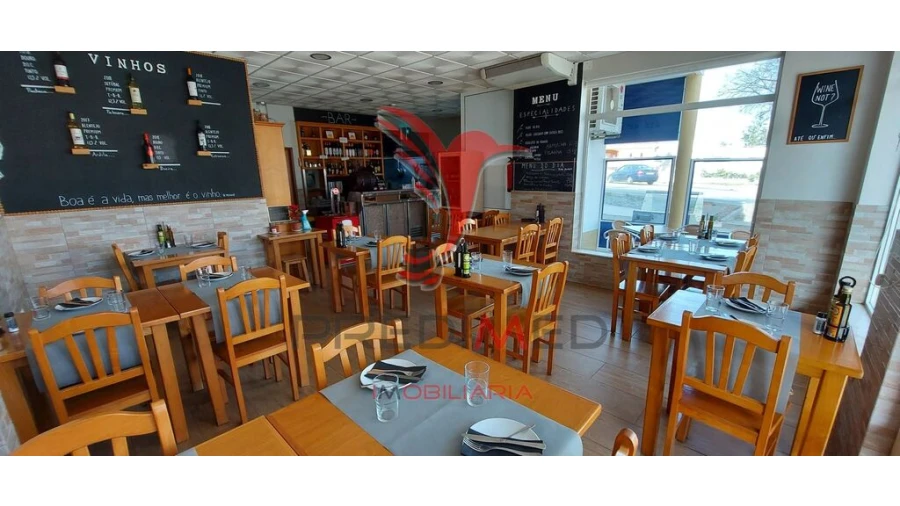 Loja para Venda em Bensafrim e Barão de São João Foto 6