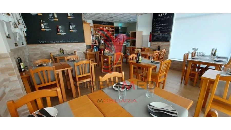 Loja para Venda em Bensafrim e Barão de São João Foto 8