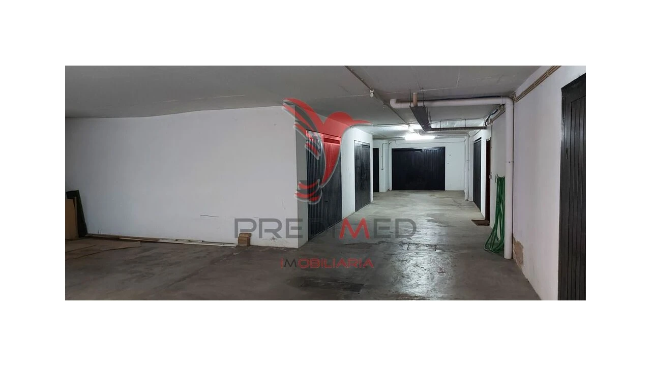 Loja para Venda em Bensafrim e Barão de São João Foto 18