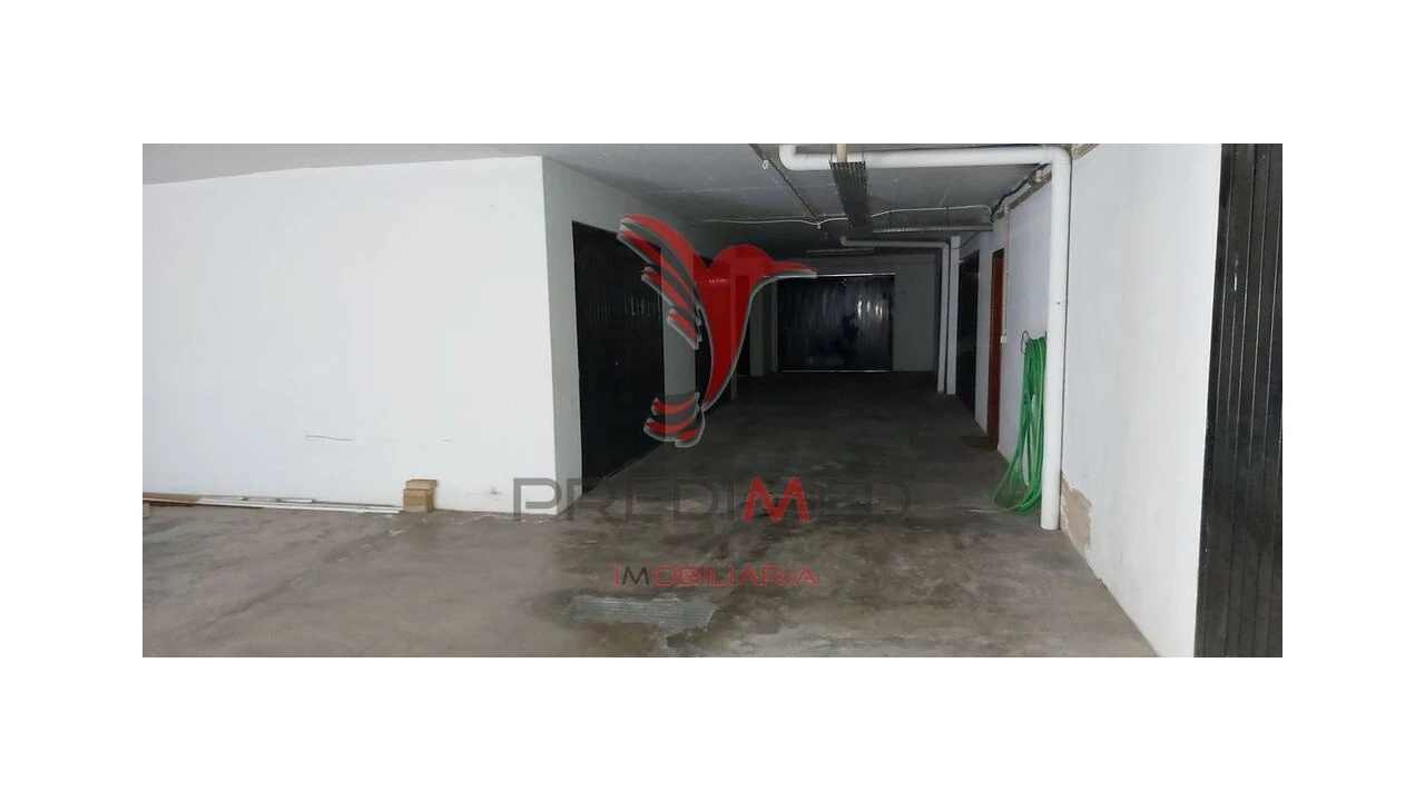 Loja para Venda em Bensafrim e Barão de São João Foto 19