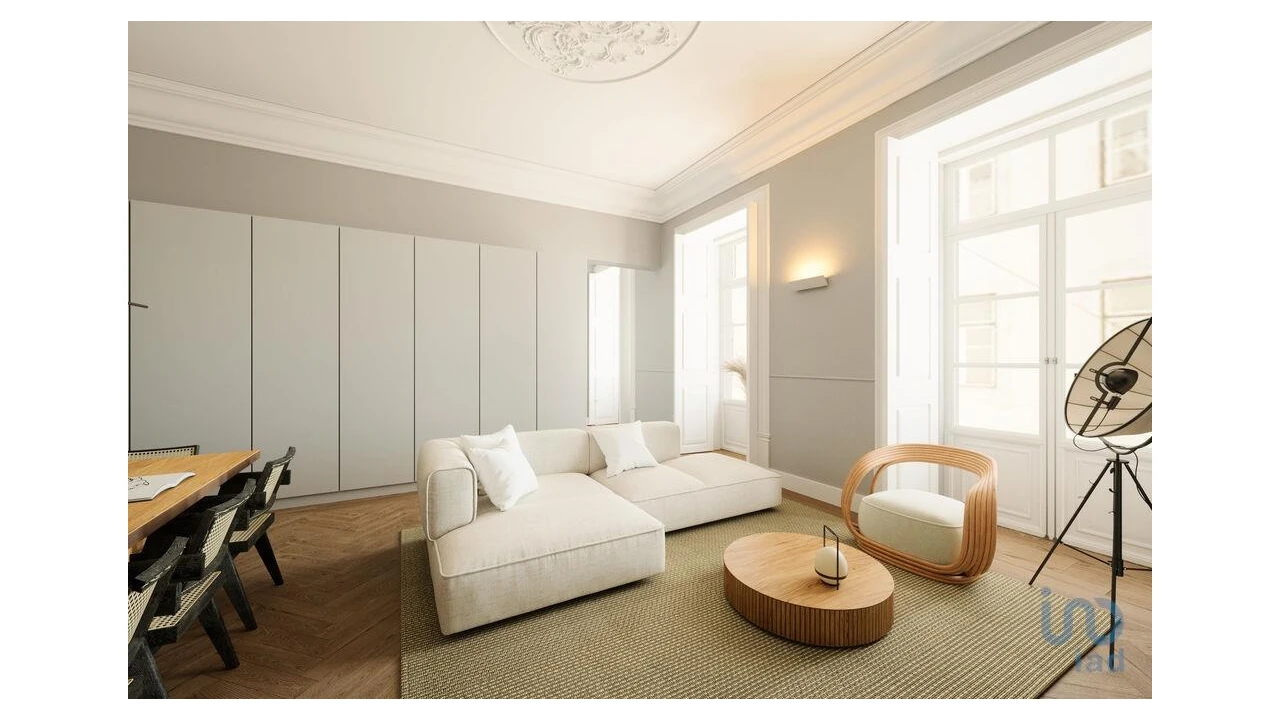 Apartamento T2 para Venda em Santa Maria Maior Foto 2