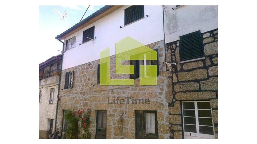 Moradia T1 para Venda em Candosa Foto 3