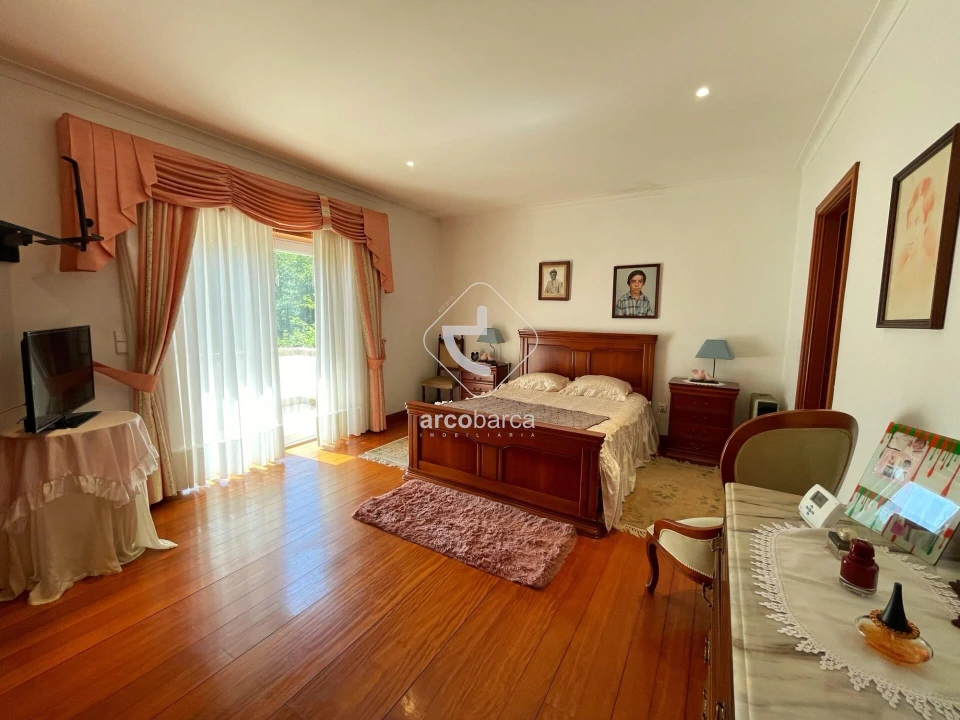 Quinta T5 para Venda em Portela Foto 24