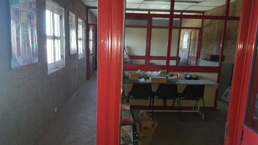 Armazém para Venda em Odivelas Foto 5