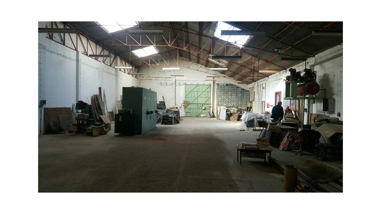 Armazém para Venda em Odivelas Foto 4