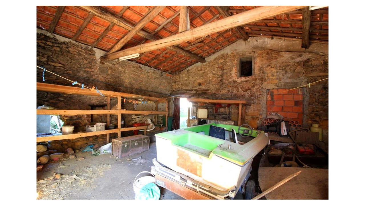 Moradia T3 para Venda em Friúmes e Paradela Foto 2