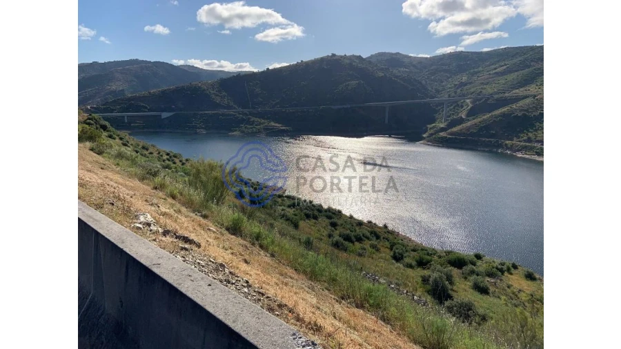 Quinta T5 para Venda em Meirinhos Foto 85