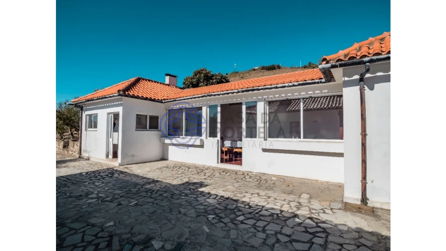 Quinta T5 para Venda em Meirinhos Foto 43