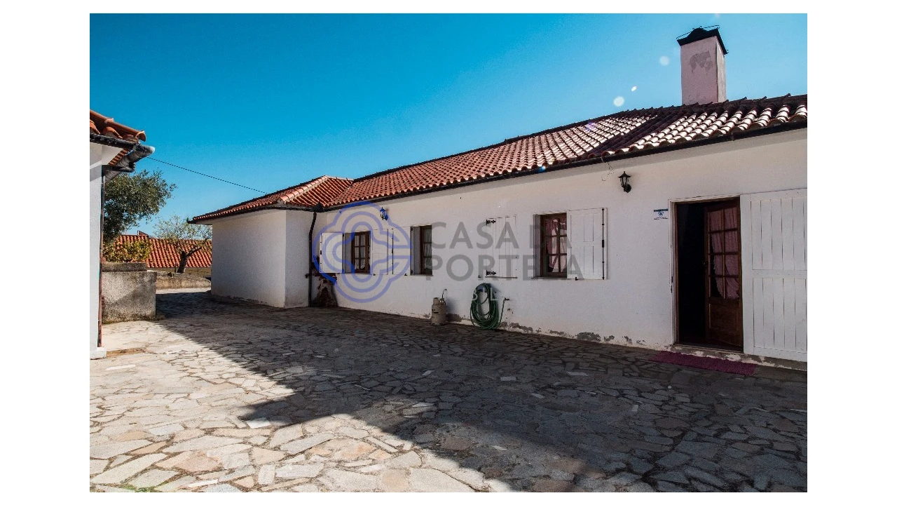 Quinta T5 para Venda em Meirinhos Foto 42