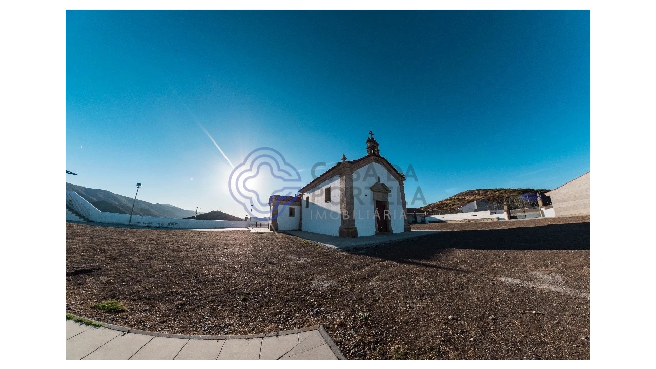 Quinta T5 para Venda em Meirinhos Foto 77