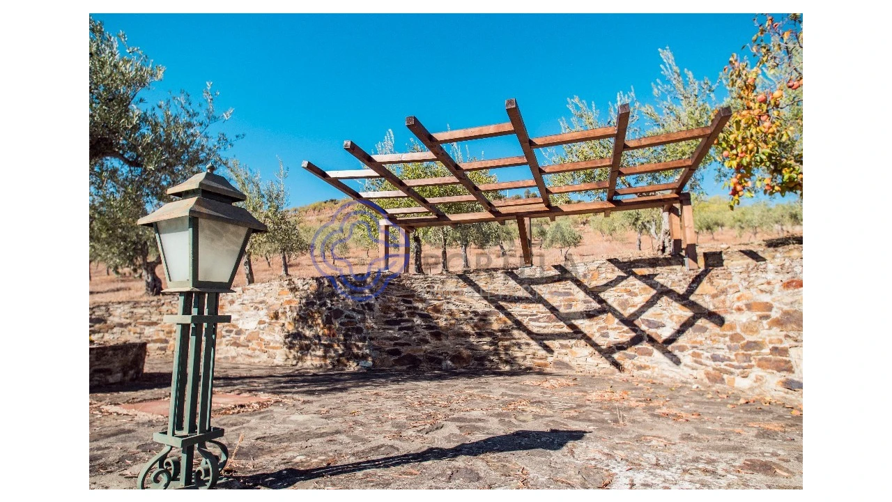 Quinta T5 para Venda em Meirinhos Foto 54