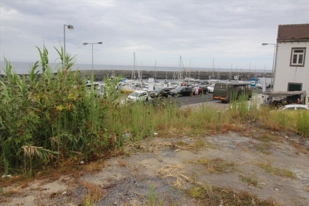 Terreno para Venda em Vila Franca do Campo (São Miguel) Foto 6
