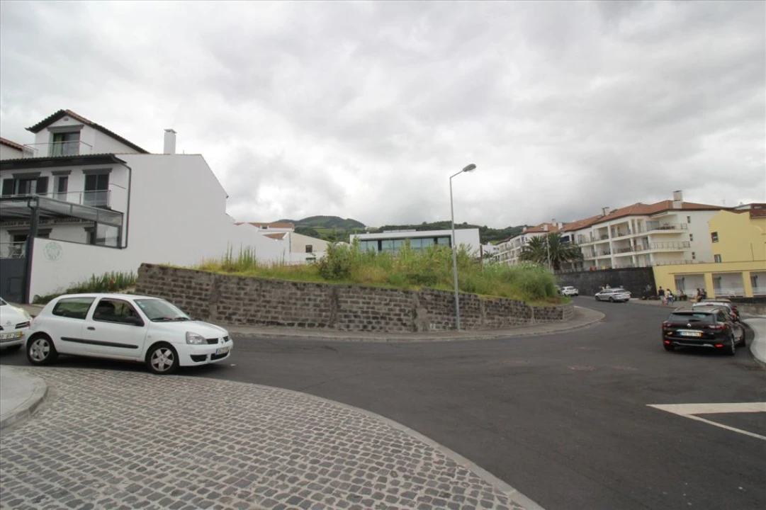 Terreno para Venda em Vila Franca do Campo (São Miguel) Foto 2