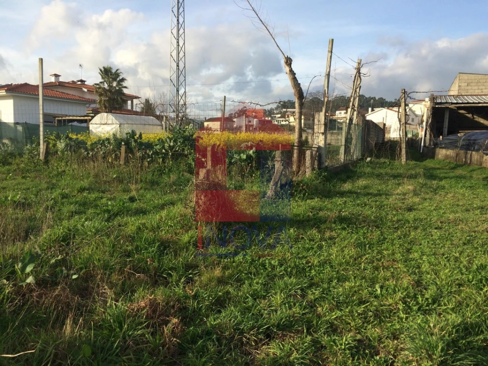 Terreno para Venda em Vila Verde e Barbudo Foto 1