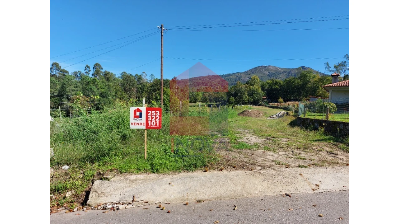 Terreno para Venda em Torre e Portela Foto 1