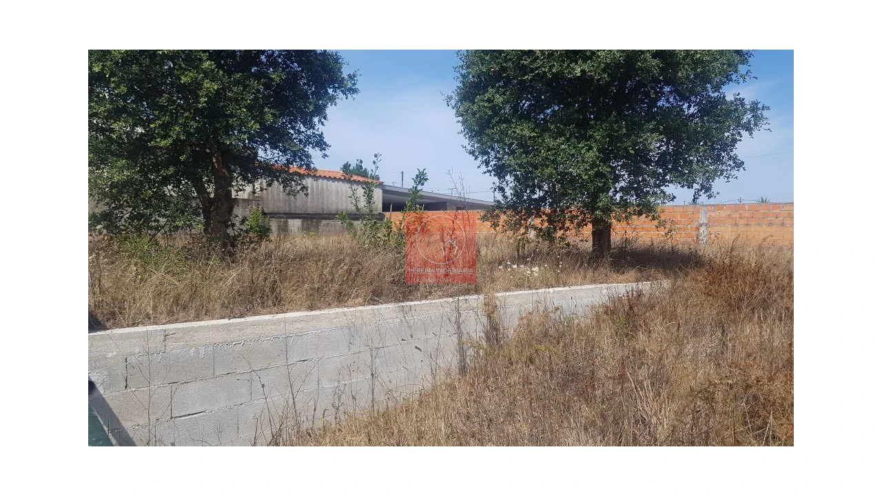 Terreno para Venda em Castelo do Neiva Foto 1