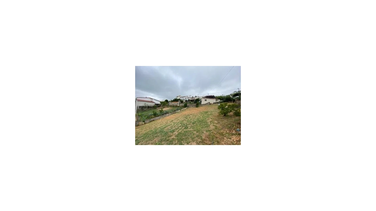 Terreno para Venda em Ceira Foto 4