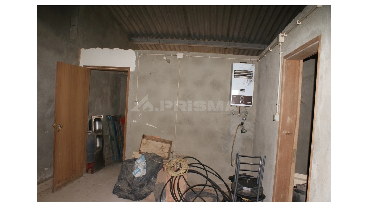 Garagem para Venda em Escalos de Baixo e Mata Foto 6