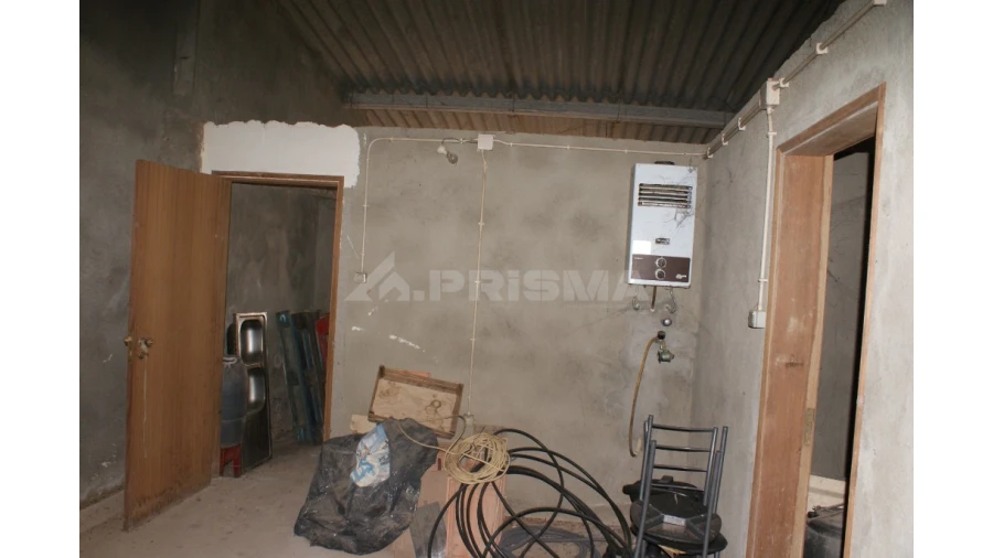 Garagem para Venda em Escalos de Baixo e Mata Foto 6