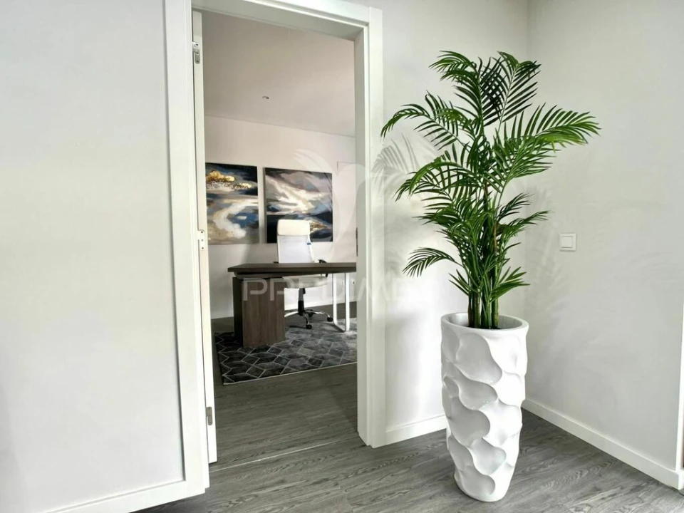 Apartamento T3 para Venda em Quelfes Foto 4