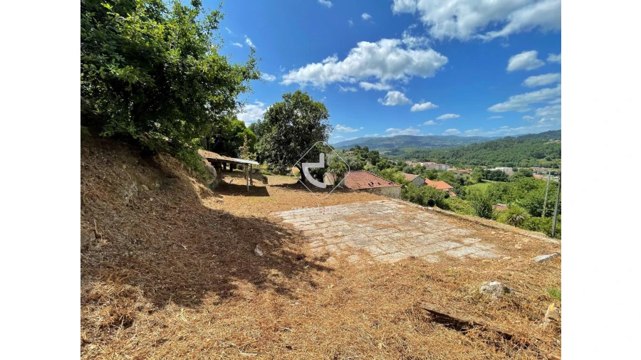Terreno para Venda em Arcos de Valdevez (São Paio) e Giela Foto 9