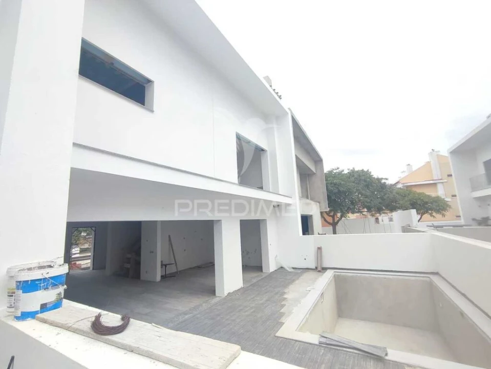 Moradia T4 para Venda em Alcochete Foto 1