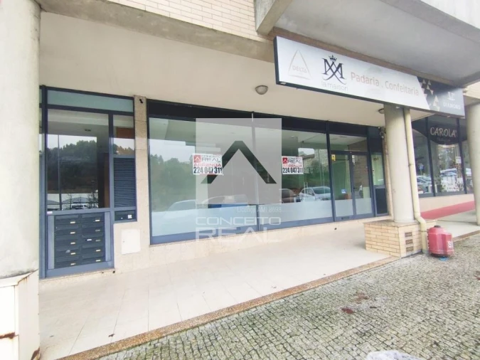 Loja para Arrendamento em Lordelo Foto 1