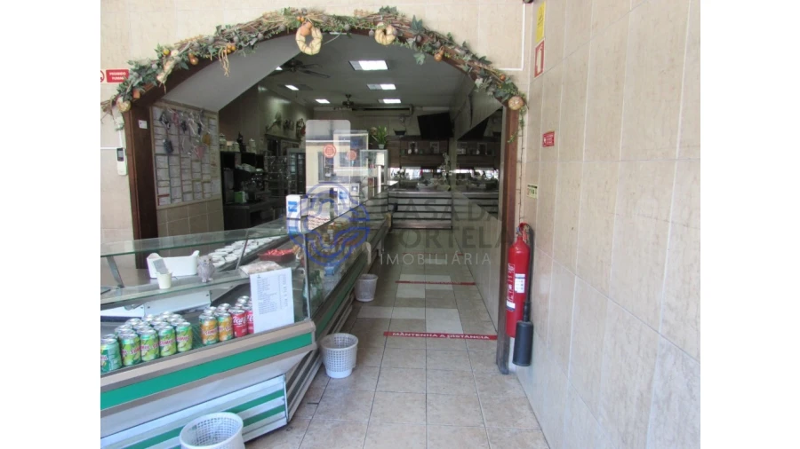 Prédio para Venda em Canelas Foto 2