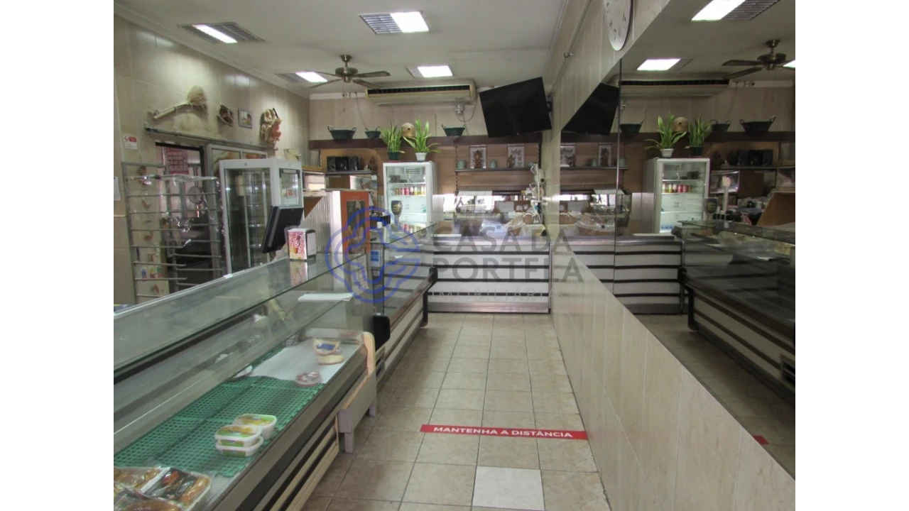 Prédio para Venda em Canelas Foto 5