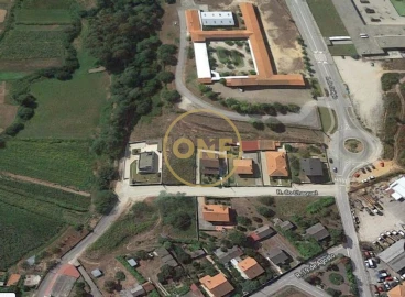 Terreno para Venda em Campos e Vila Meã