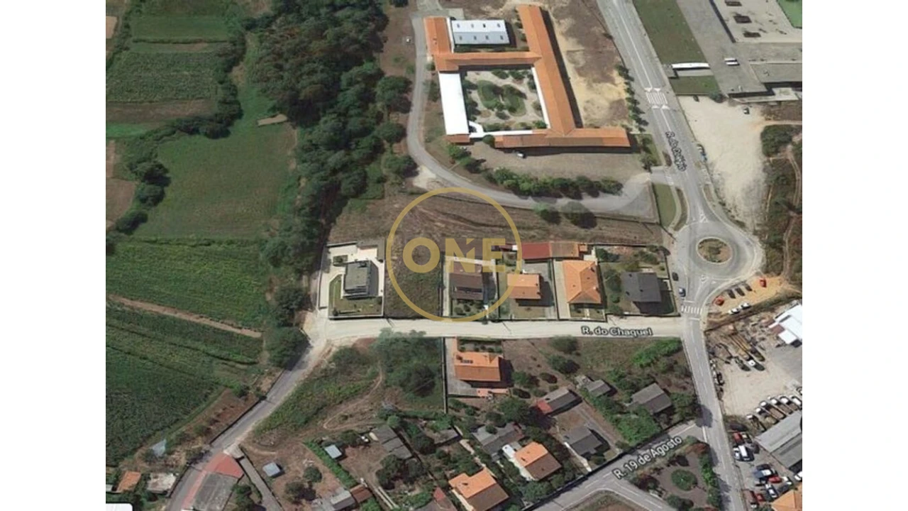 Terreno para Venda em Campos e Vila Meã Foto 3