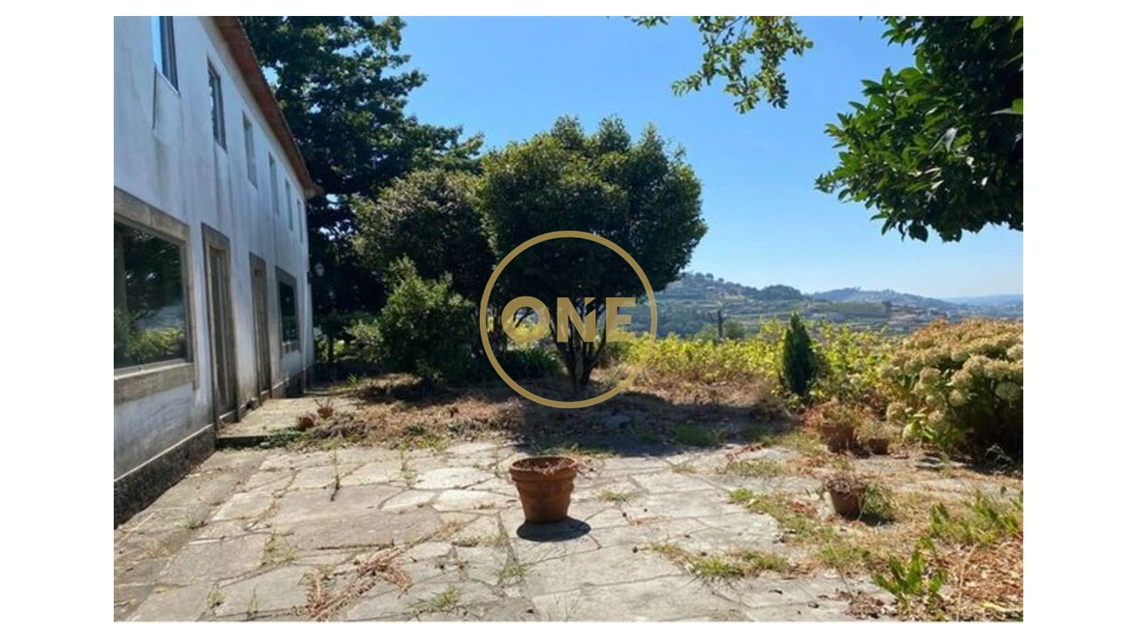 Quinta T4 para Venda em São Tomé de Negrelos Foto 2