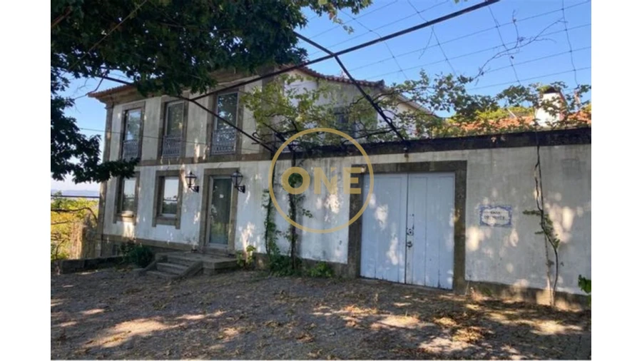 Quinta T4 para Venda em São Tomé de Negrelos Foto 1