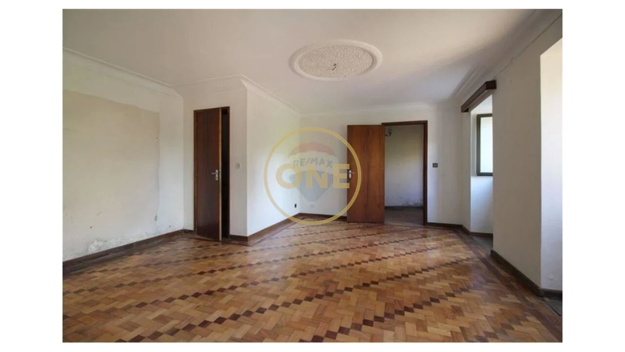 Moradia T6 para Venda em Ruivães e Novais Foto 6