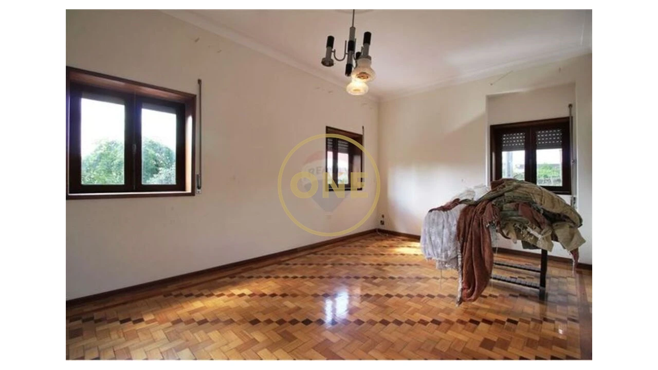 Moradia T6 para Venda em Ruivães e Novais Foto 5