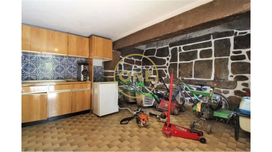 Moradia T6 para Venda em Ruivães e Novais Foto 4